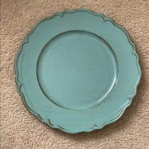 KIRKLANDS 6 chargers plate set